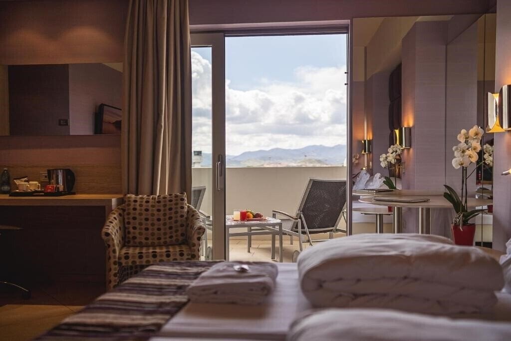 Панорама Jazz Hotel 4*