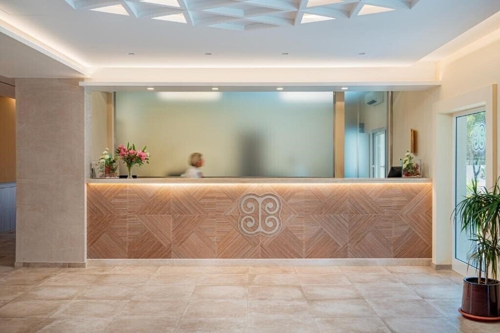 Апартаменты Portoconte 4*