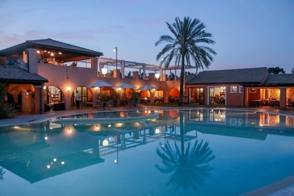 Готель Alma Resort 4*