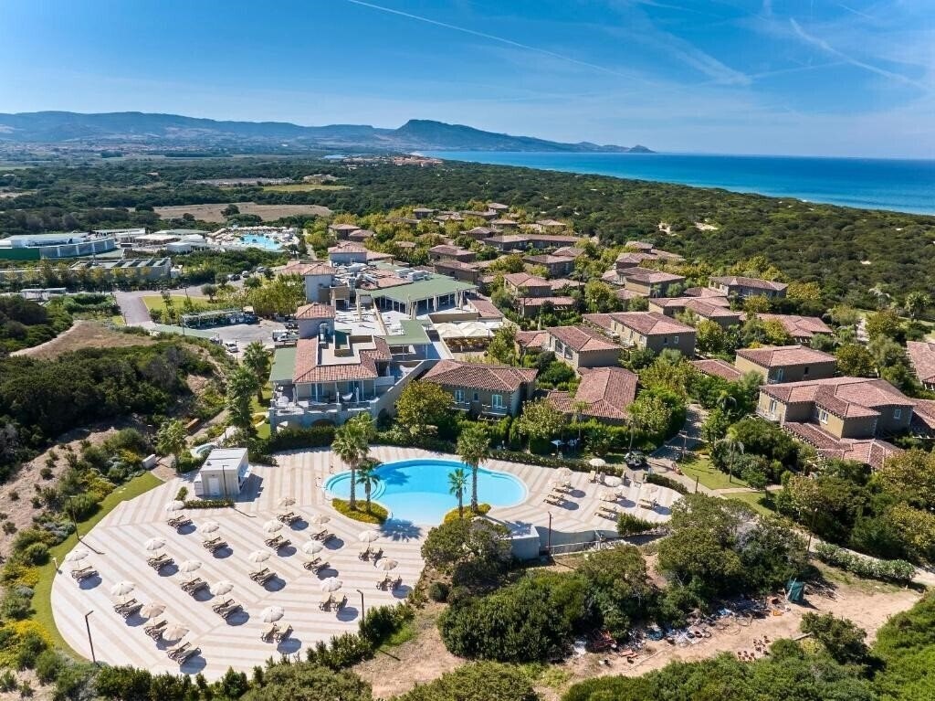 Зображення Is Serenas Badesi Resort (ex. Bluserena Is Serenas Badesi Village) 4*