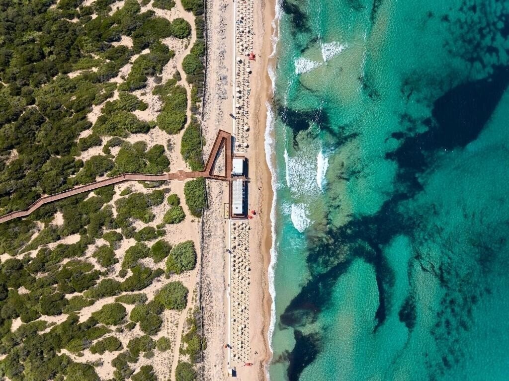 Картинка Is Serenas Badesi Resort (ex. Bluserena Is Serenas Badesi Village) 4*