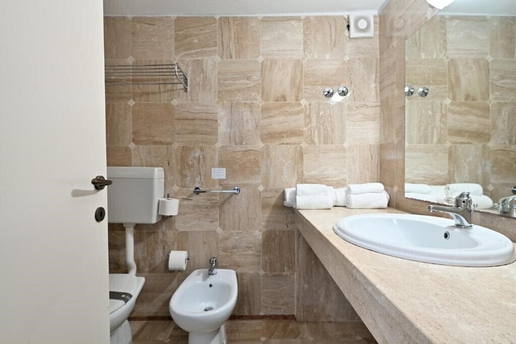 Апартаменти Cala Della Torre 4*