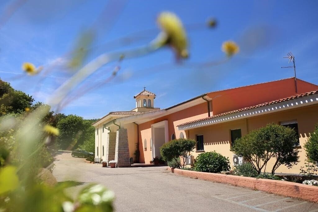 Готель Hotel Pausania Inn 3*