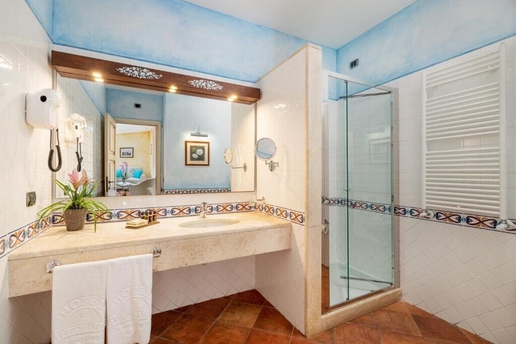 Вид La Vecchia Fonte 4*