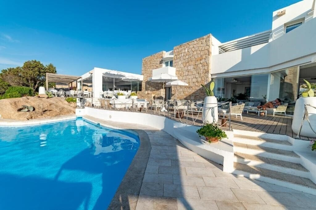 Апартаменти Grand Relais Dei Nuraghi 4*