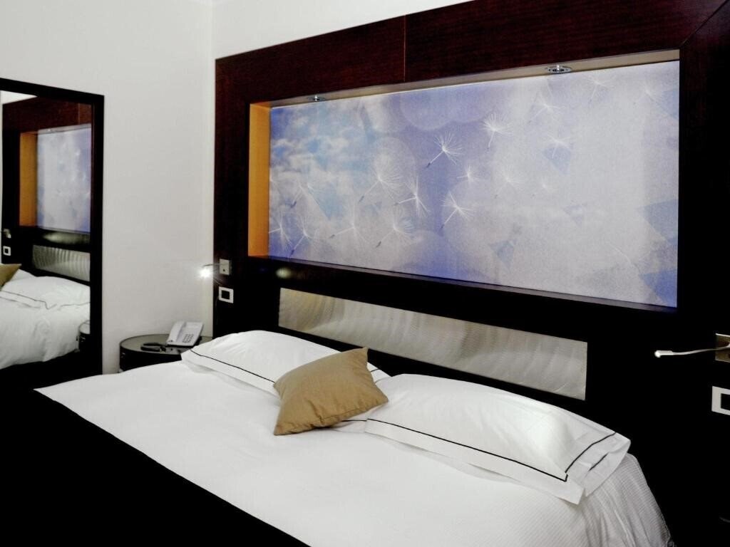 Апартаменти Mercure Olbia Hermaea 4*