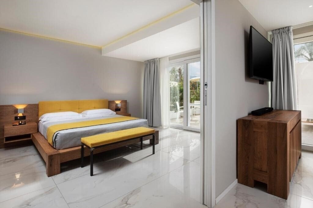 Фото Hotel San Teodoro 4*