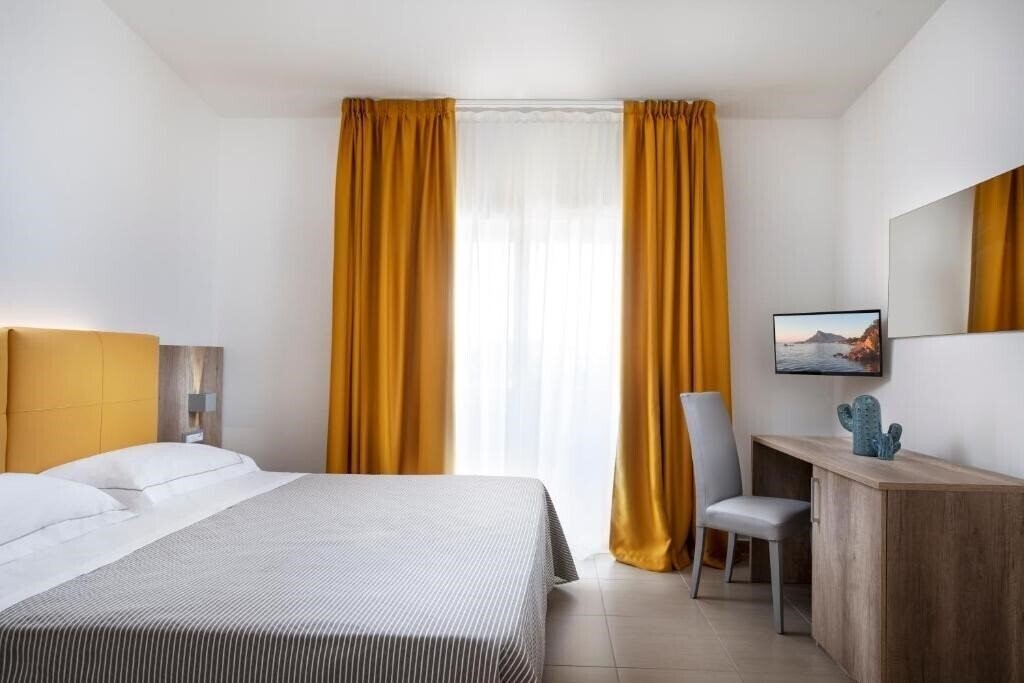 Територія Hotel San Teodoro 4*