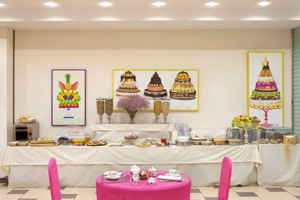 Панорама Ulisse Deluxe Hostel 3*