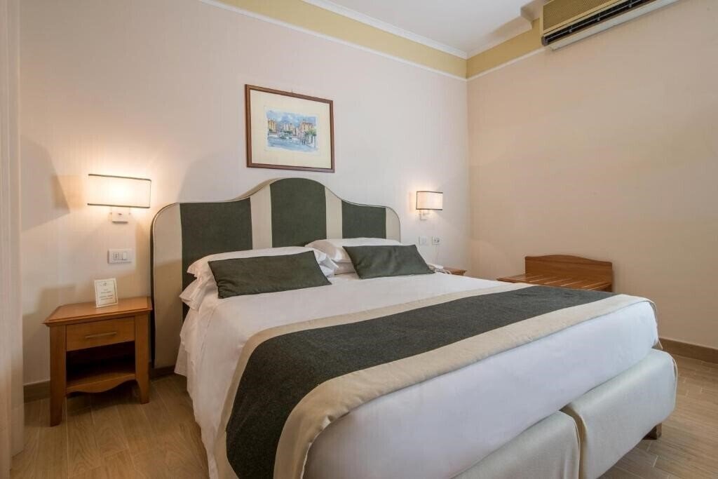 Апартаменти Tourist Hotel 3*