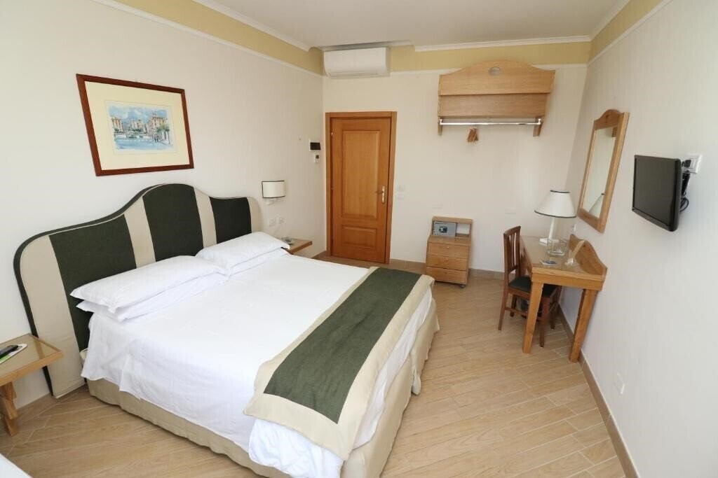 Територія Tourist Hotel 3*