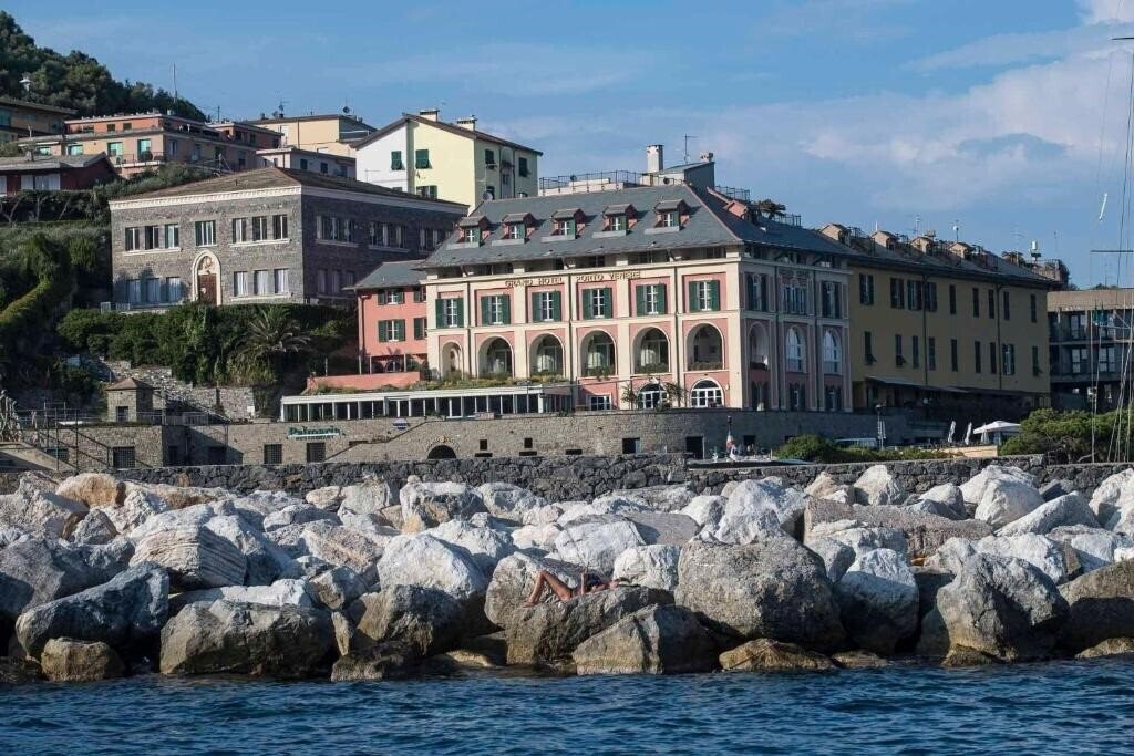Отель Grand Hotel Portovenere 4*
