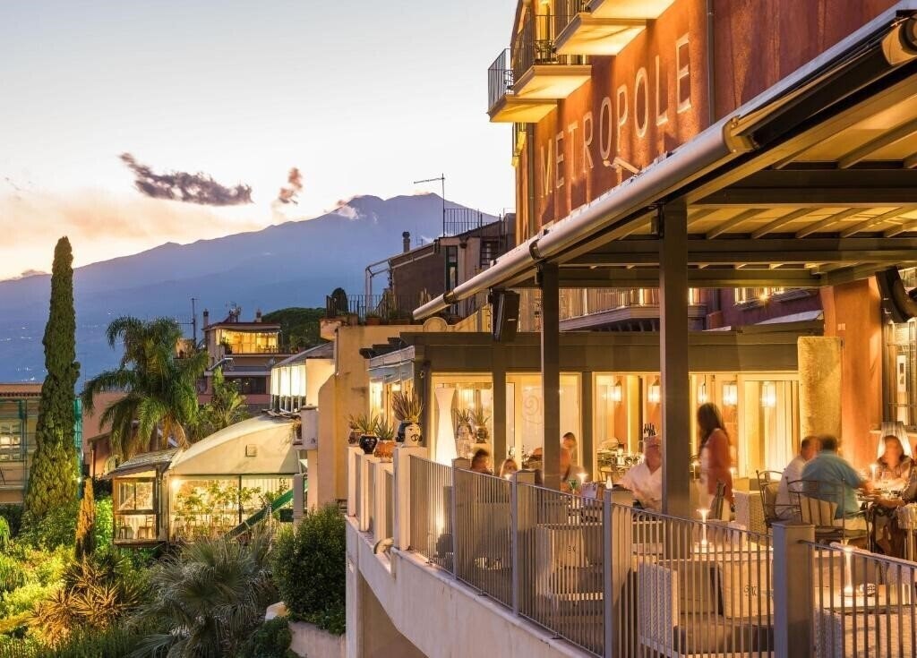 Вид Metropole Maison D'Hotes 5*