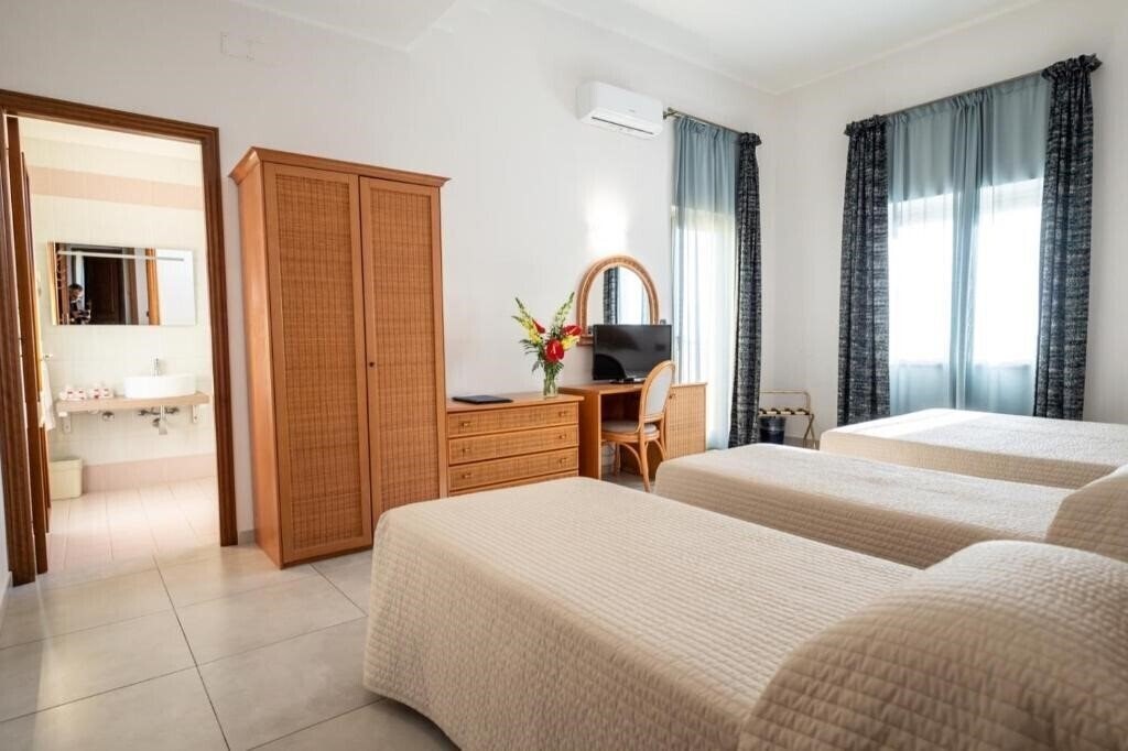 Панорама Hotel Corallo 4*