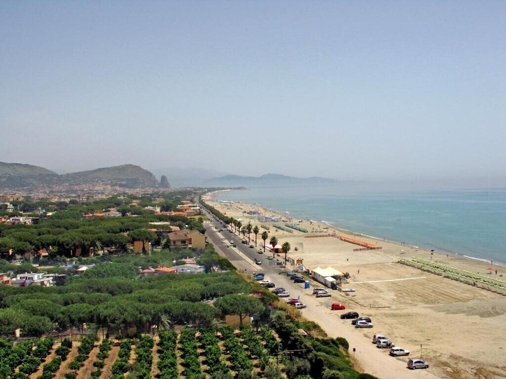 Апартаменти Appartamenti Torre del Sole 4*