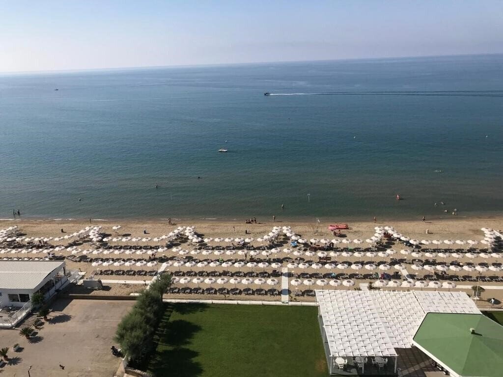 Територія Appartamenti Torre del Sole 4*