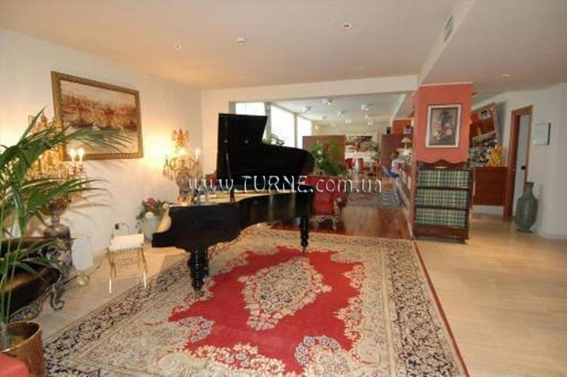 Апартаменты Charme Hotel 4*