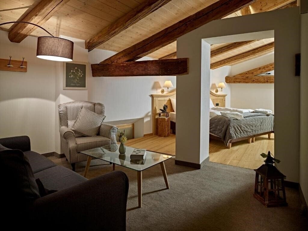 Отель Romantic Hotel Excelsior 3*