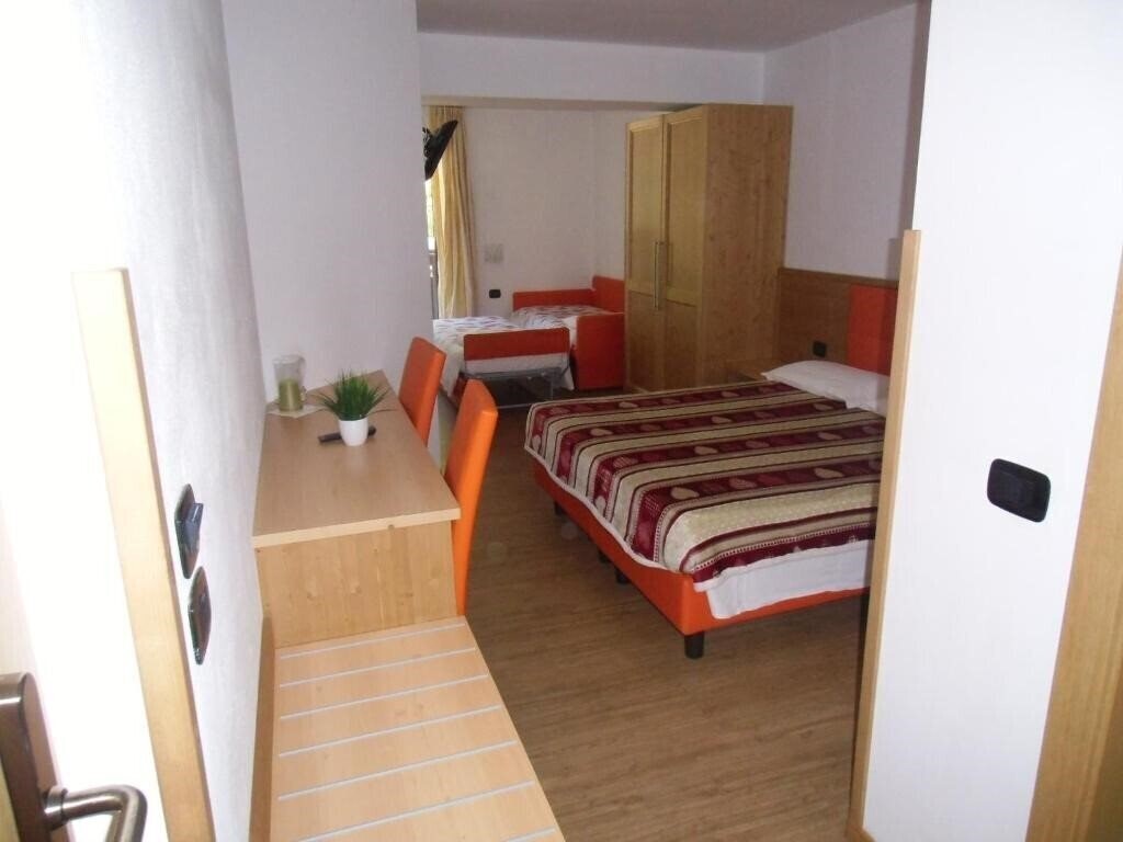 Панорама Garni Festil 2*