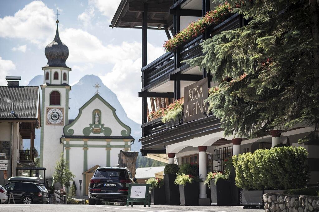 Готель Rosa Alpina Hotel & SPA 5*
