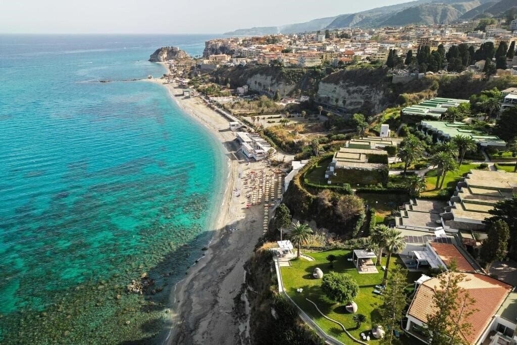 Готель Labranda Rocca Nettuno Tropea 4*