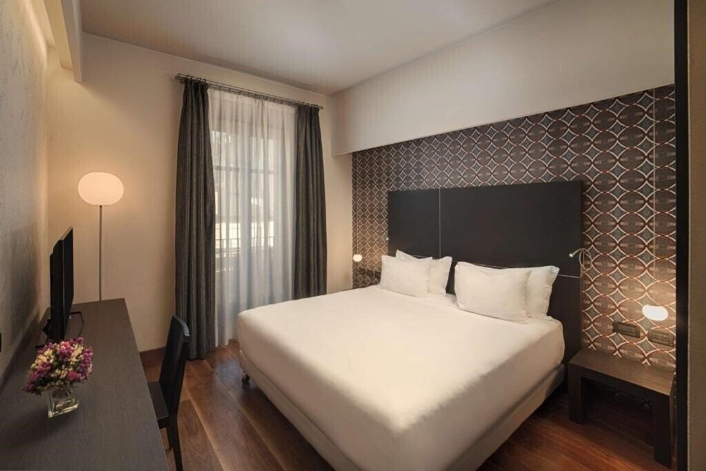 Територія Nh Santo Stefano 4*