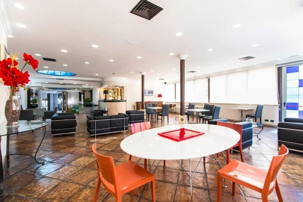 Фото Qualys Royal Torino 4*