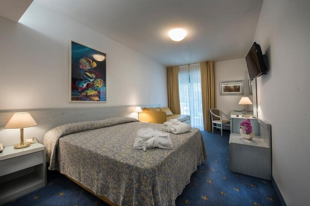 Территория Meridianus 4*