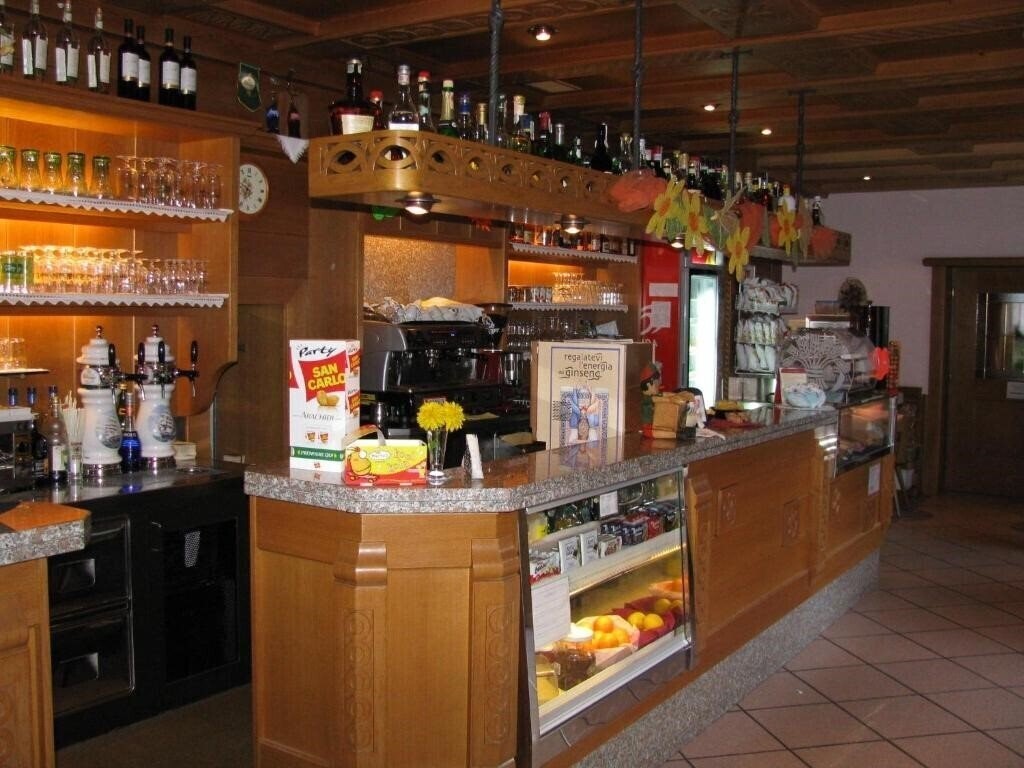 Панорама Hotel Ladina 3*