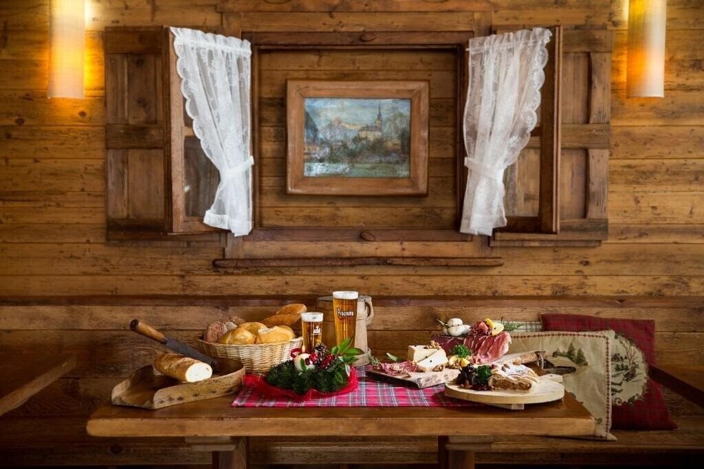 Панорама Orso Grigio 3*