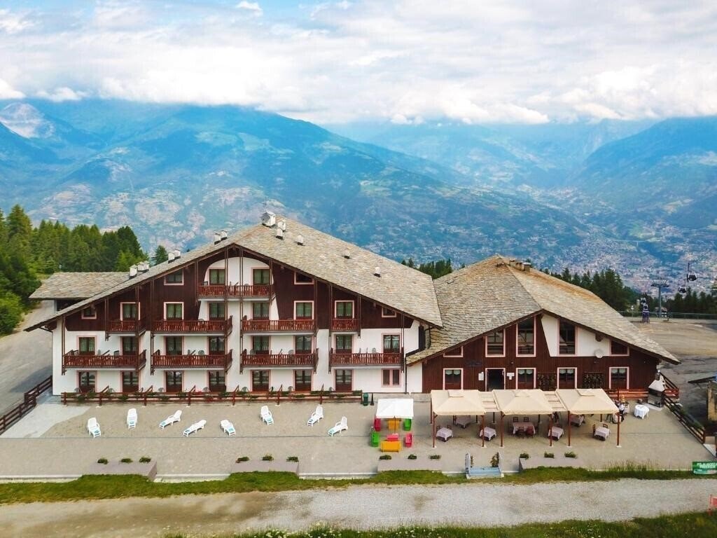 Готель Etoile de Neige 2*