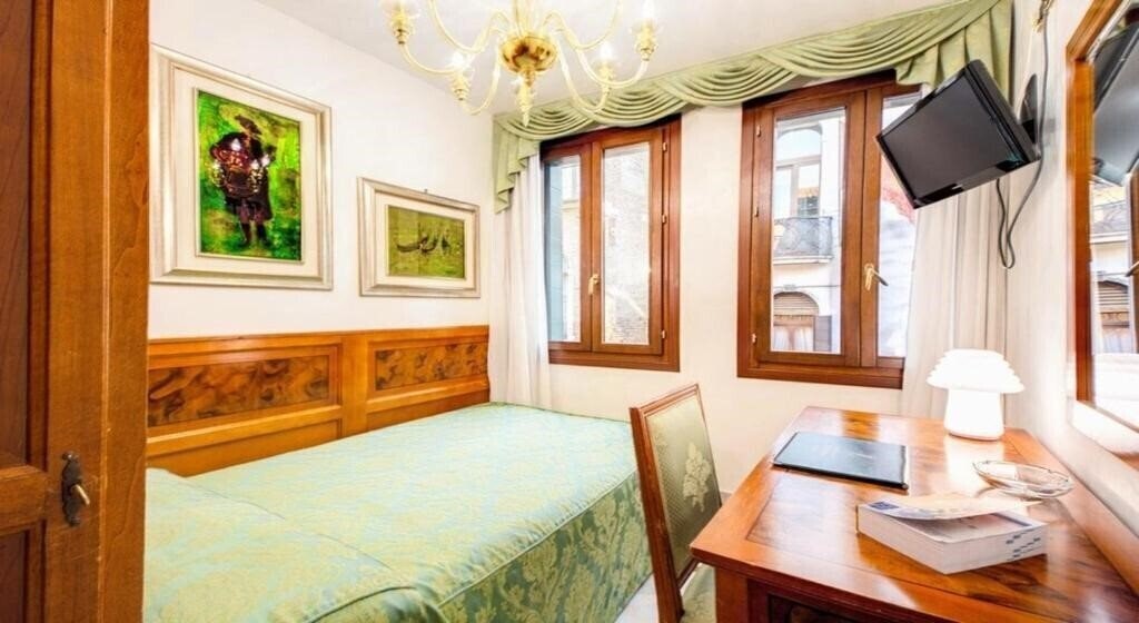 Картинка Antica Casa Carettoni 3*