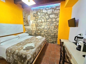 Тури в Італію