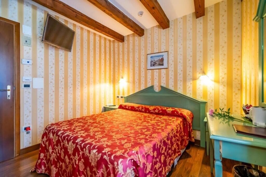 Фото Tintoretto (Venice) 3*