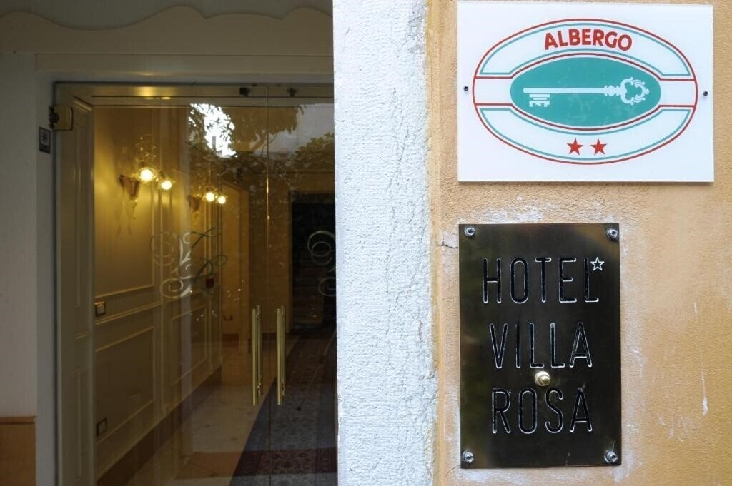 Вид Villa Rosa 2*