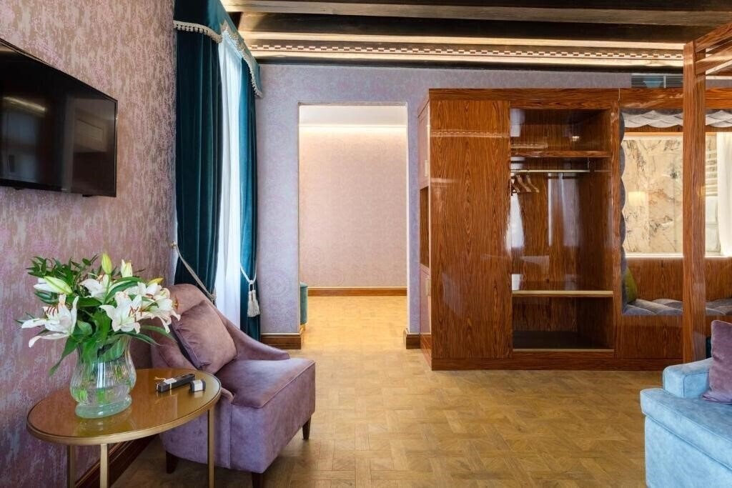 Апартаменты Dona Palace 4*