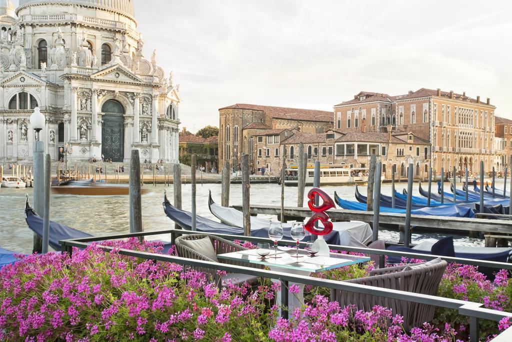 Територія The Westin Europa & Regina 5*