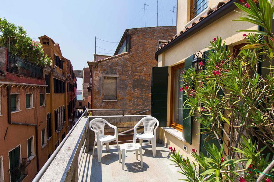 Апартаменти Antigo Trovatore - (Centre) 3*