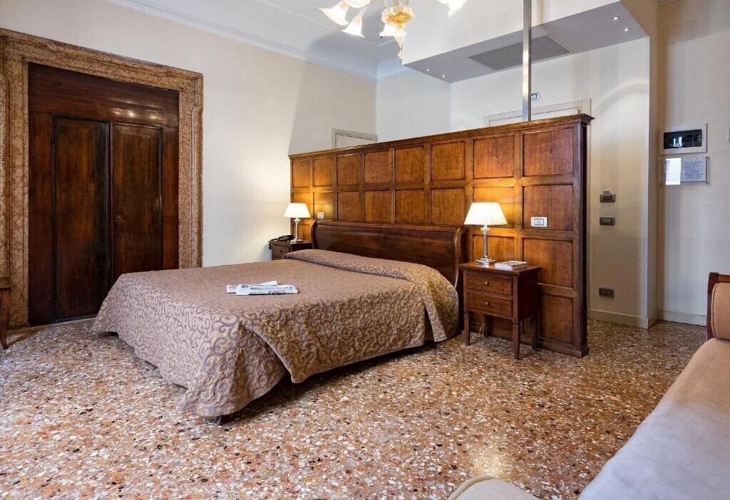 Панорама Dell Opera 3*