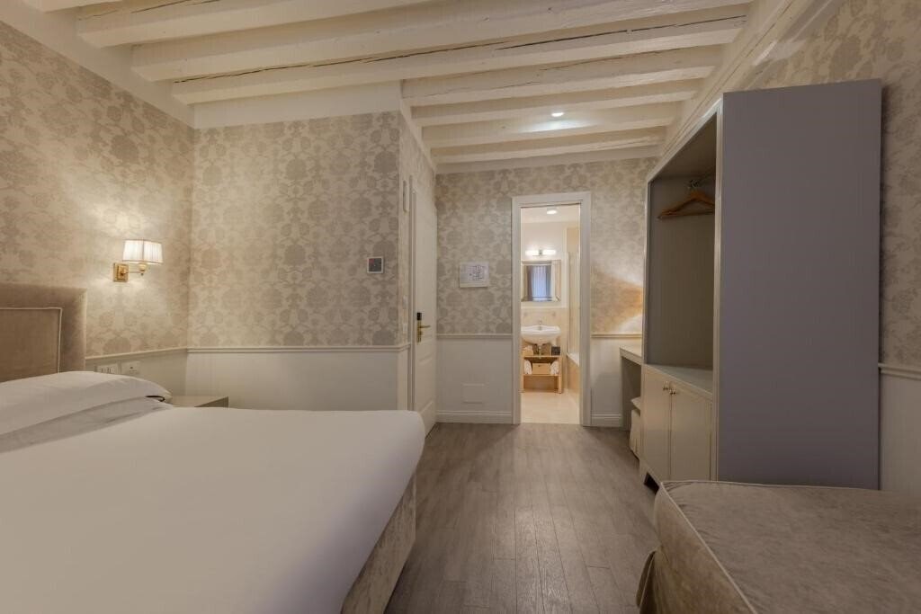 Вид Bartolomeo Hotel 2*