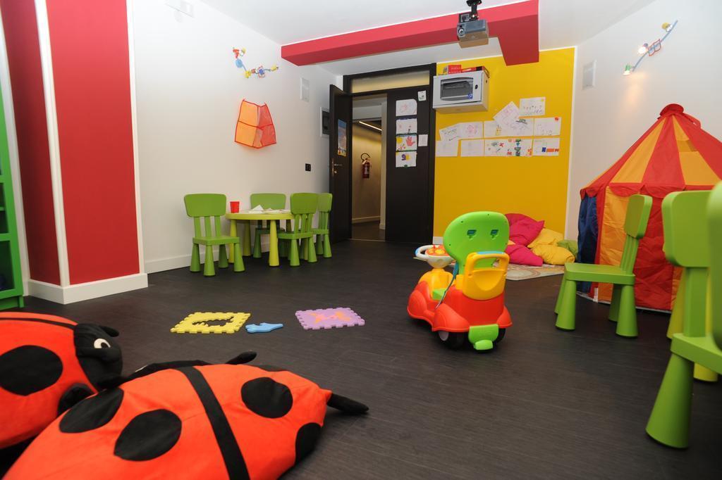 Территория Adlon Hotel Lido di Jesolo 4*