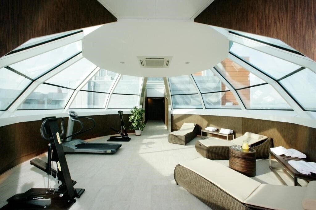 Територія Antony Palace 4*