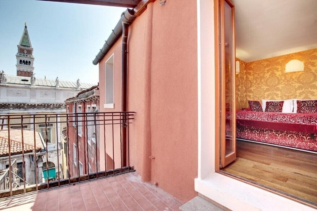 Панорама Hotel Casanova 3*