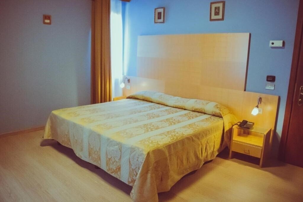 Панорама Laerte Palace (ex. Floris) 4*