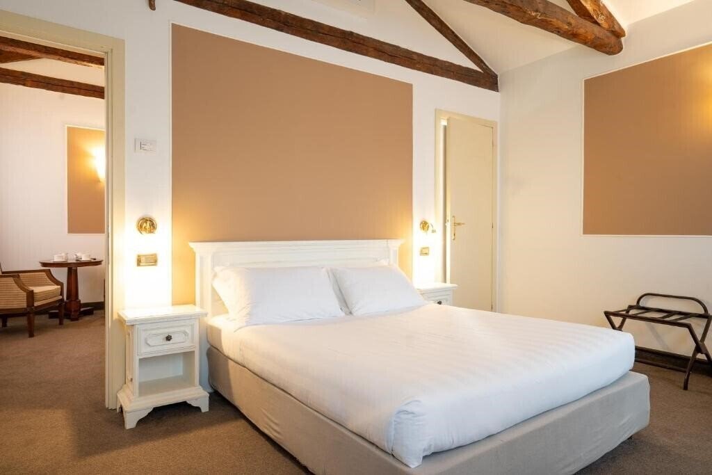 Панорама Alla Corte Rossa 3*