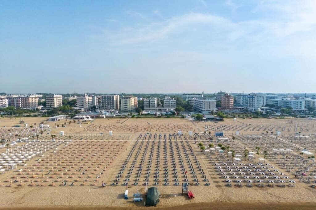 Панорама Aparthotel Imperial 4*