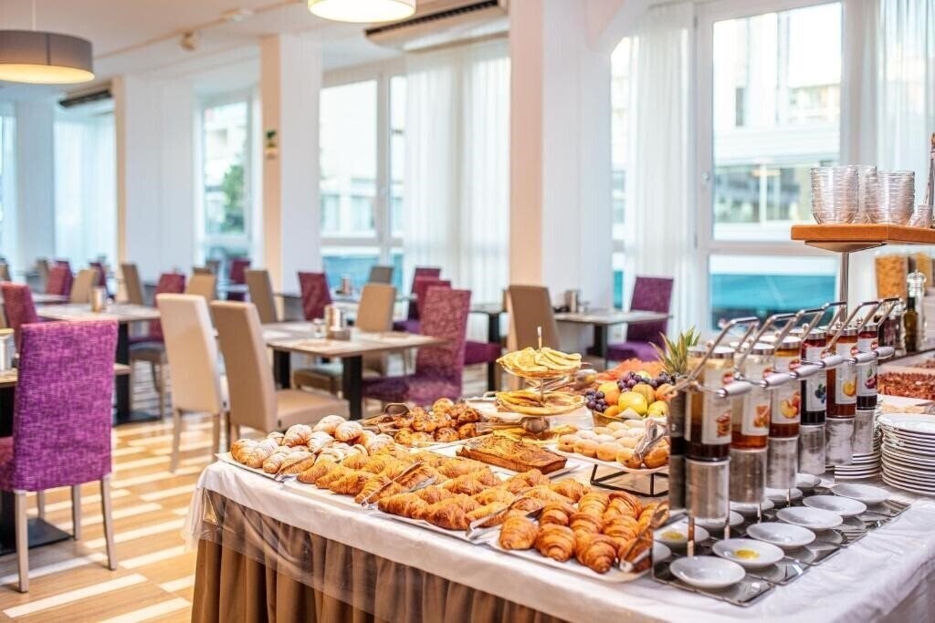 Изображение Danieli 3*