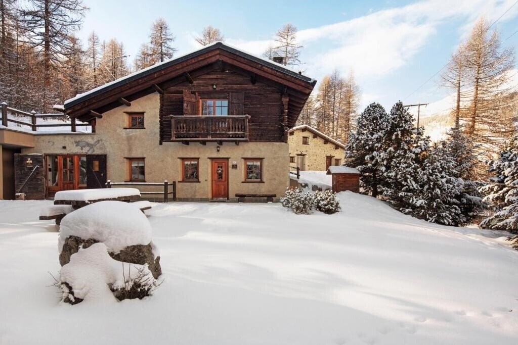 Панорама Chalet Royal 3*