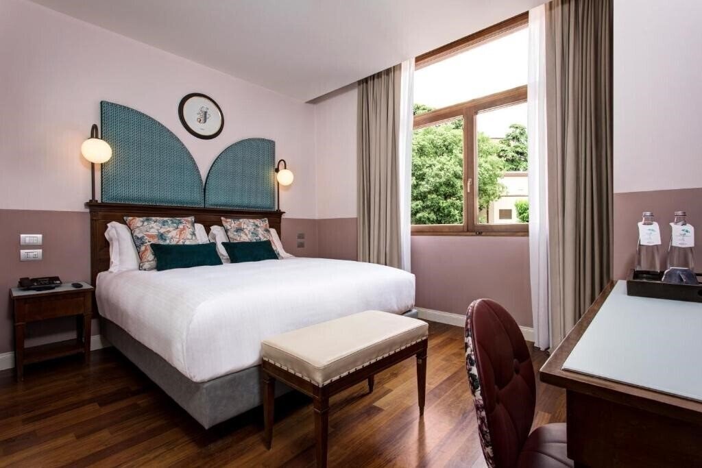 Панорама Grand Hotel Verona 4*