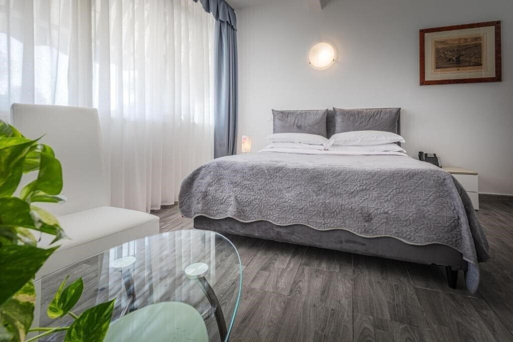 Апартаменти Giulietta E Romeo 3*